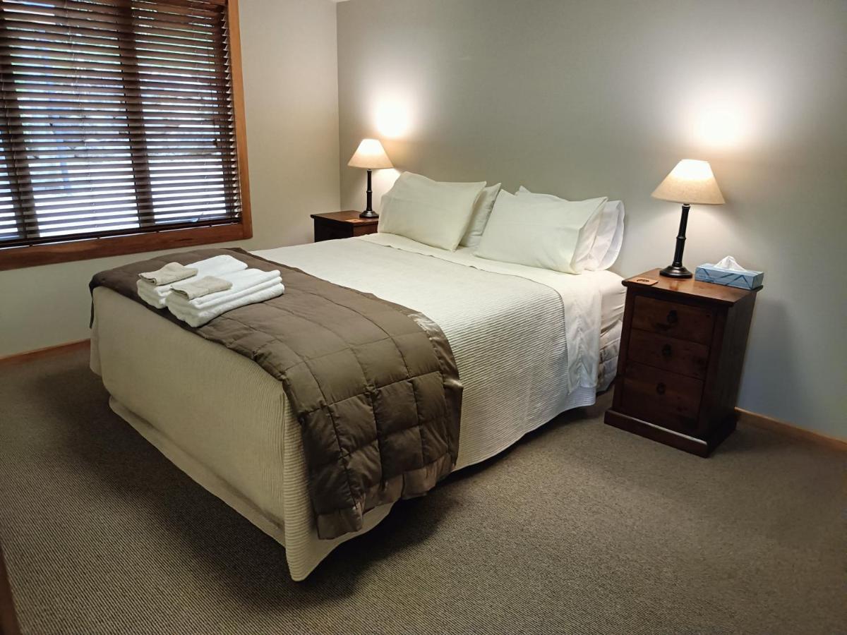 Riverstone Retreat Karamea Luaran gambar