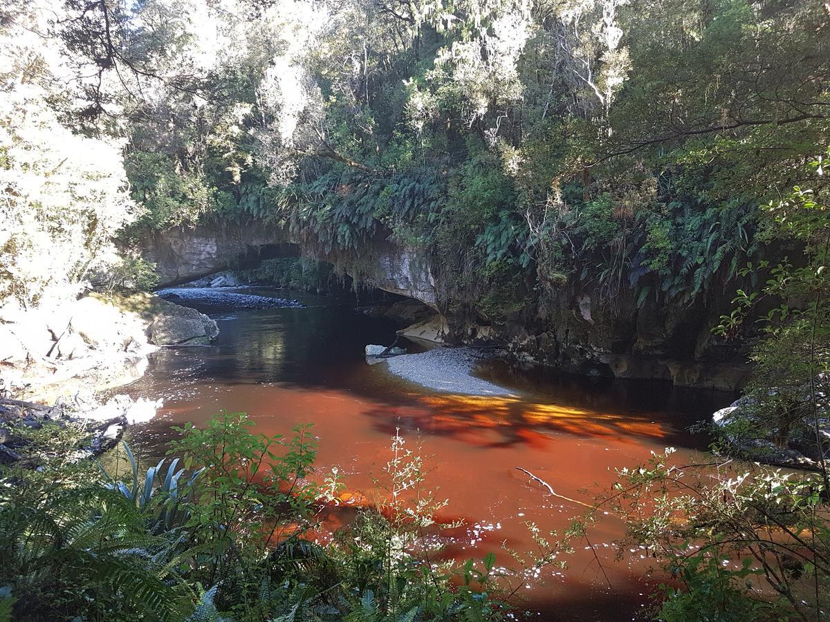 Riverstone Retreat Karamea Luaran gambar